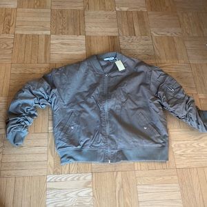 Brand New Never Worn MNML Upscale Bomber jacket - green XXL